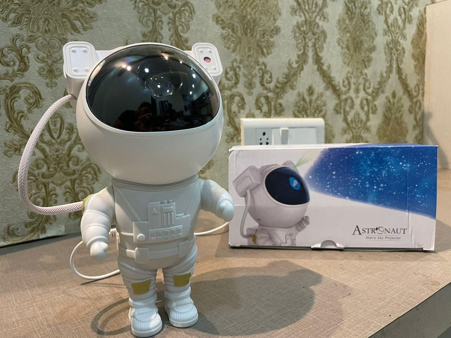 Astronaut Galaxy Projector - 360 Magnetic Head Rotation, Remote Control